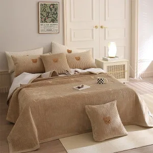 Grand Couvre Lit moderne